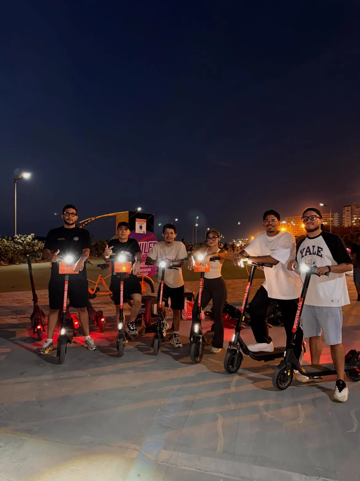 Atardecer patinando en Patines Cartagena